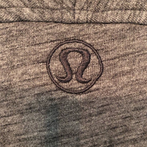 Lululemon Turtle Neck!! - Picture 3 of 4